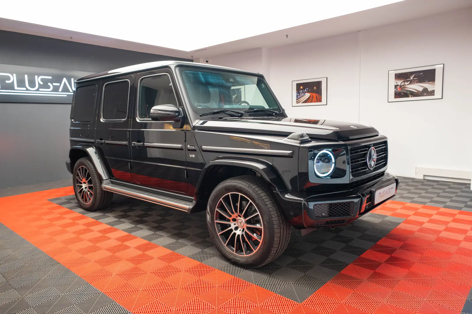 Mercedes Benz G500