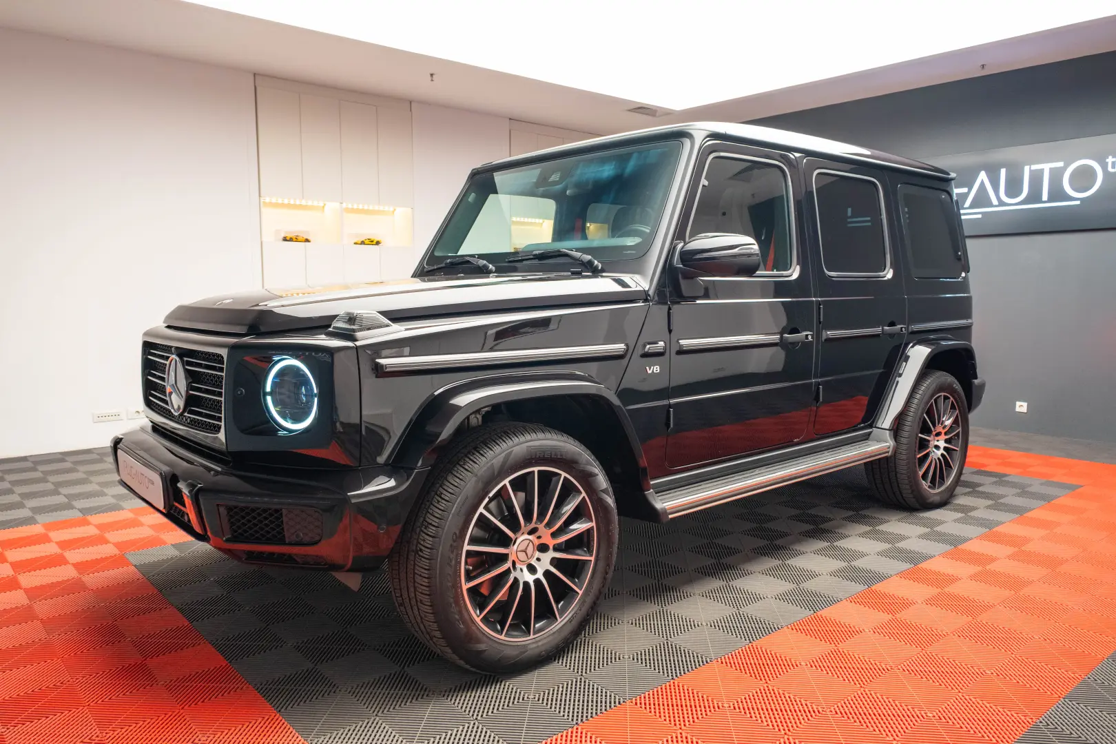 Mercedes Benz G500