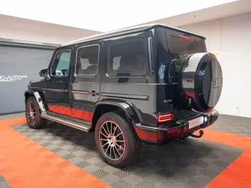 Mercedes Benz G500