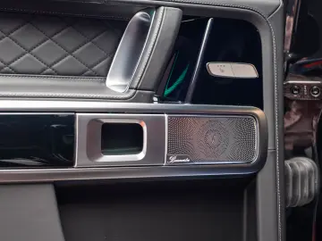 Mercedes Benz G500
