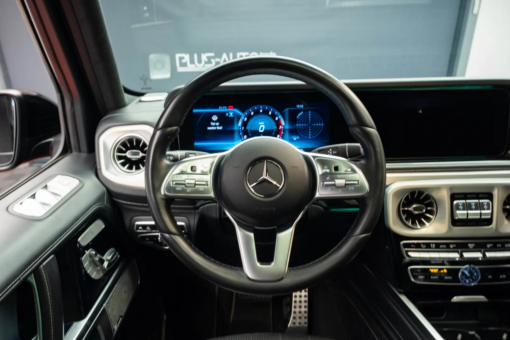 Mercedes Benz G500
