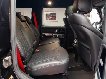 Mercedes Benz G500