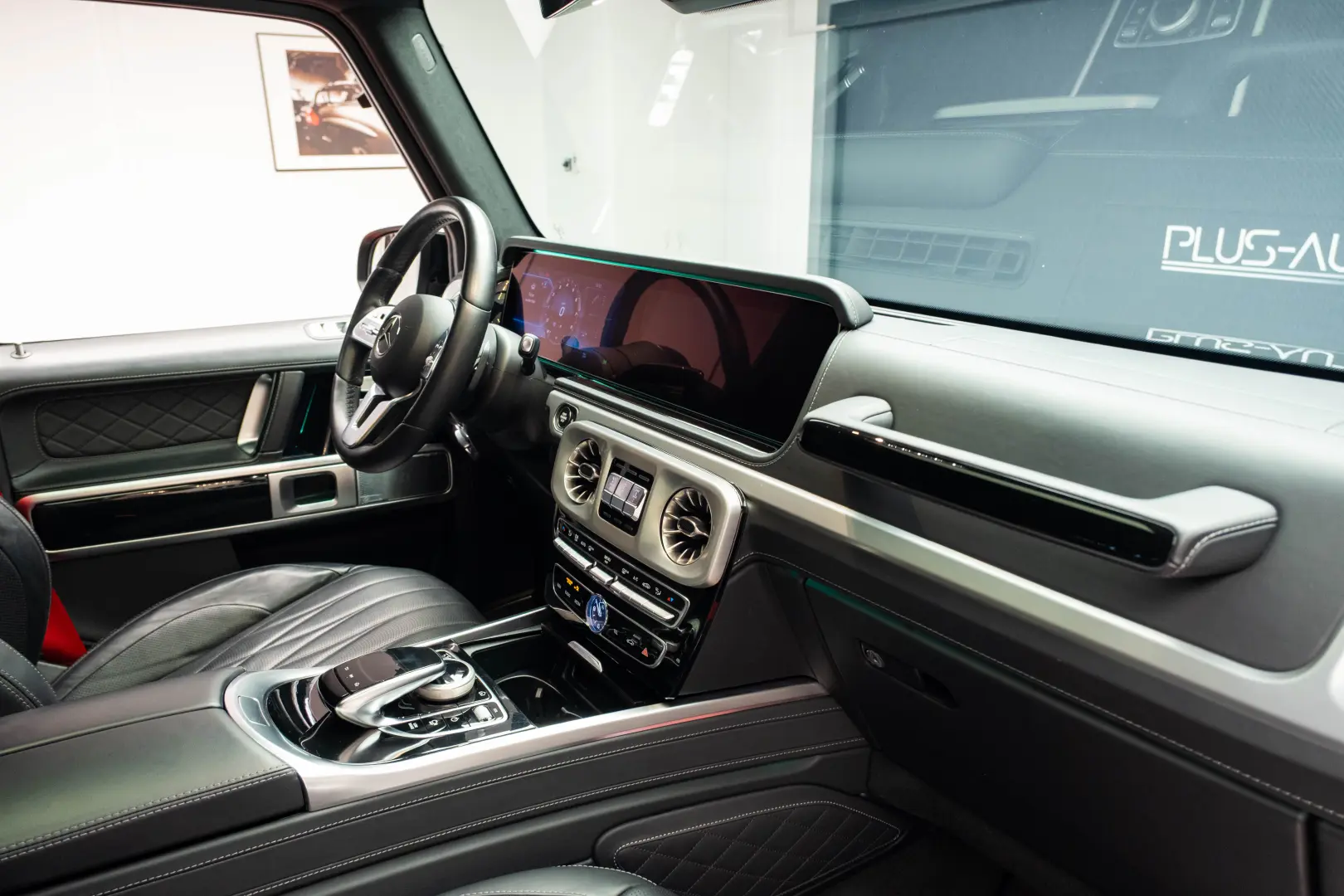 Mercedes Benz G500