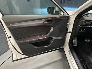 Formentor VZ 4Drive*19Zoll*BREMBO*Beats*CarPlay*