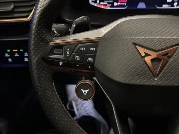 Formentor VZ 4Drive*19Zoll*BREMBO*Beats*CarPlay*