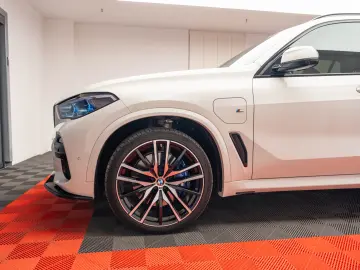 BMW X5 xDrive45e