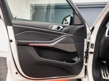 BMW X5 xDrive45e