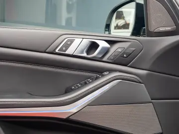 BMW X5 xDrive45e