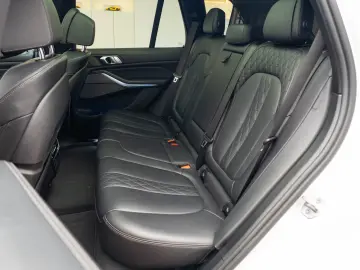 BMW X5 xDrive45e