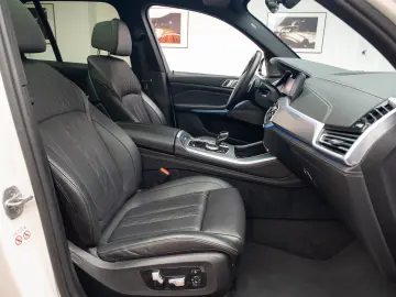 BMW X5 xDrive45e