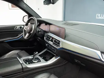 BMW X5 xDrive45e