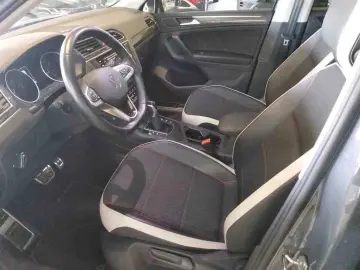 Tiguan 2.0 TDI DSG URBAN SPORT*LED*KAMERA*NAVI*K