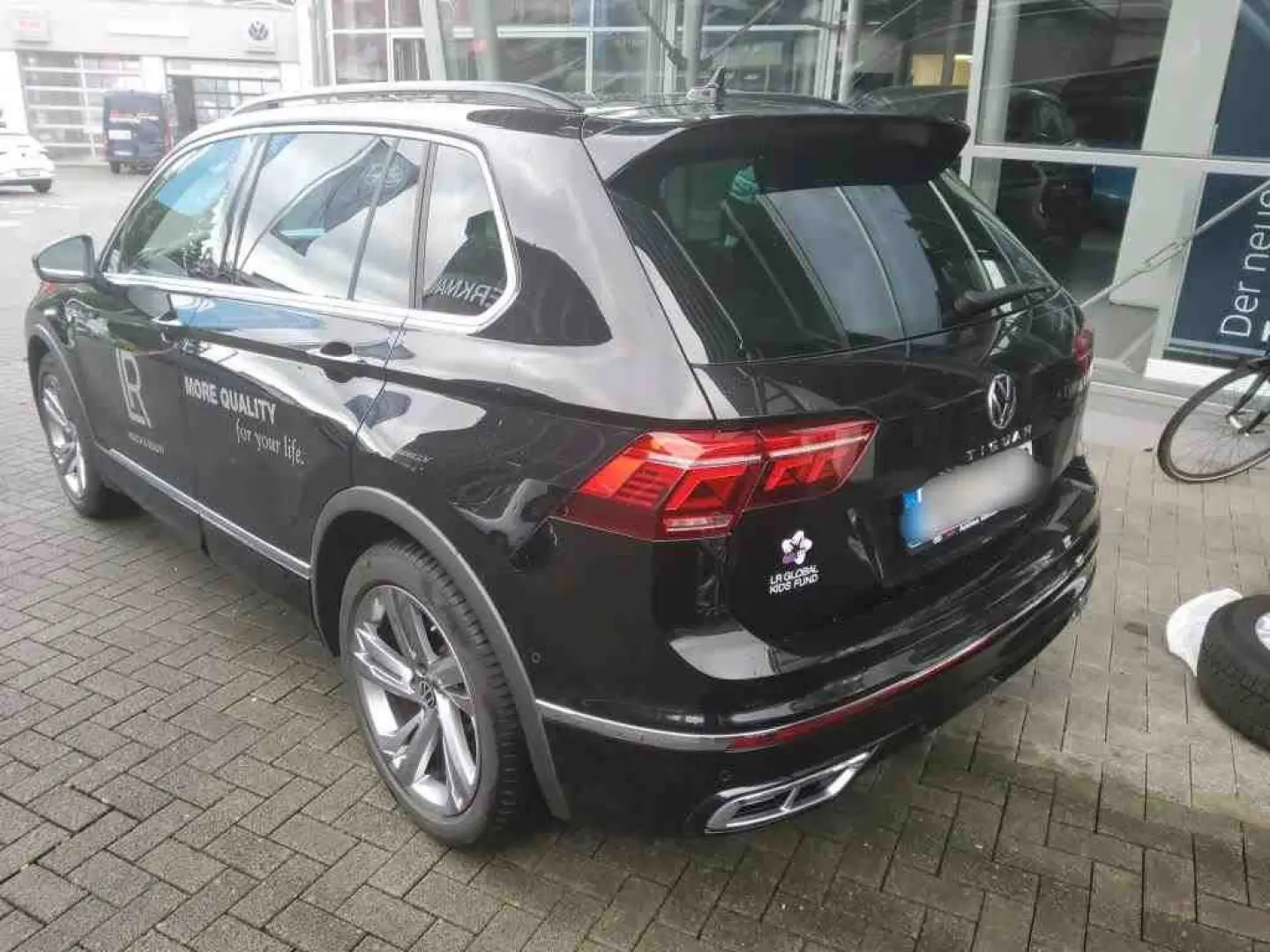 Tiguan 1.5 TSI DSG R-LINE*IQ.LIGHT*AHK*KAMERA*NA