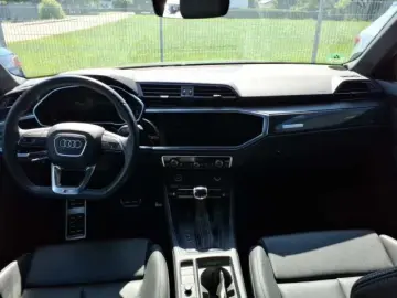 Q3 S line 45 TFSI quattro 180(245) kW(PS) S tron