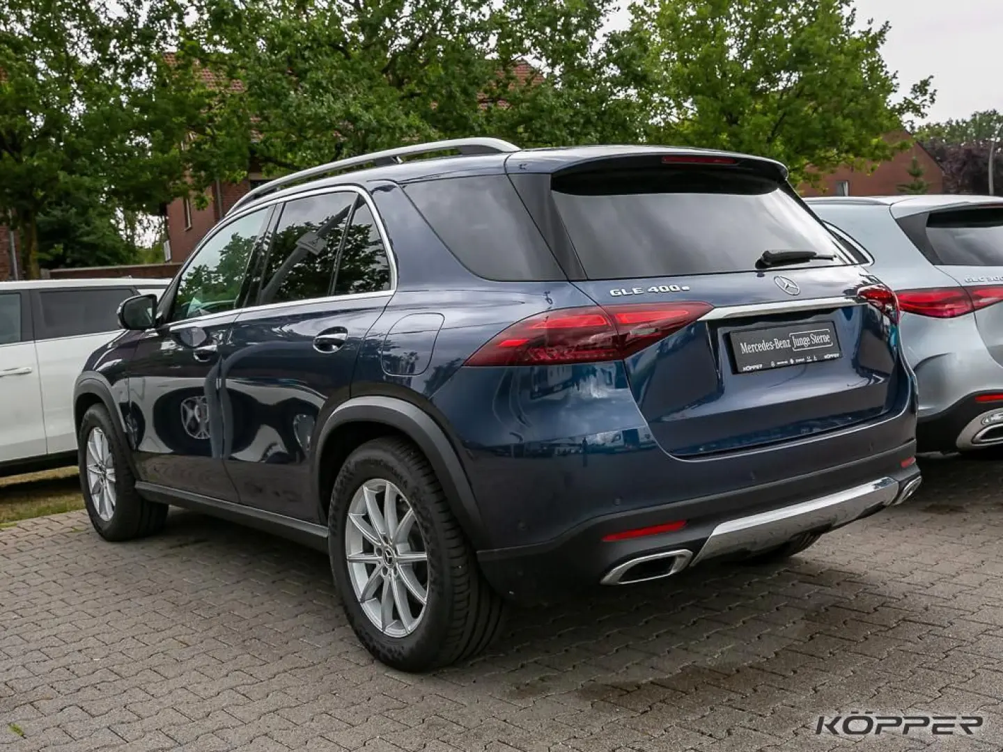 GLE 400 e 4M Advanced PLUS AHK Pano Distr Memory