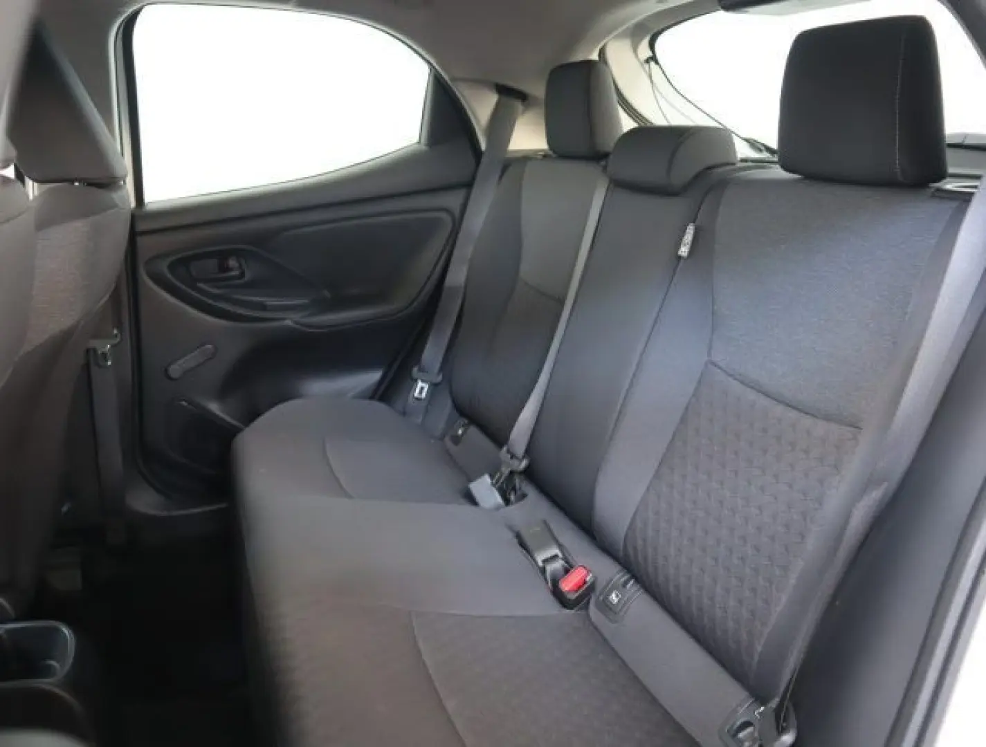TOYOTA Yaris 1.0 Active 72CV RS *PROMO PARISI GR