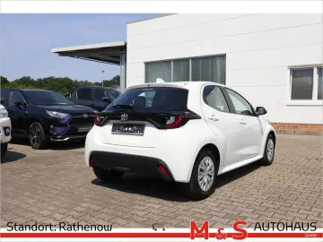 Yaris 1.0 Basis