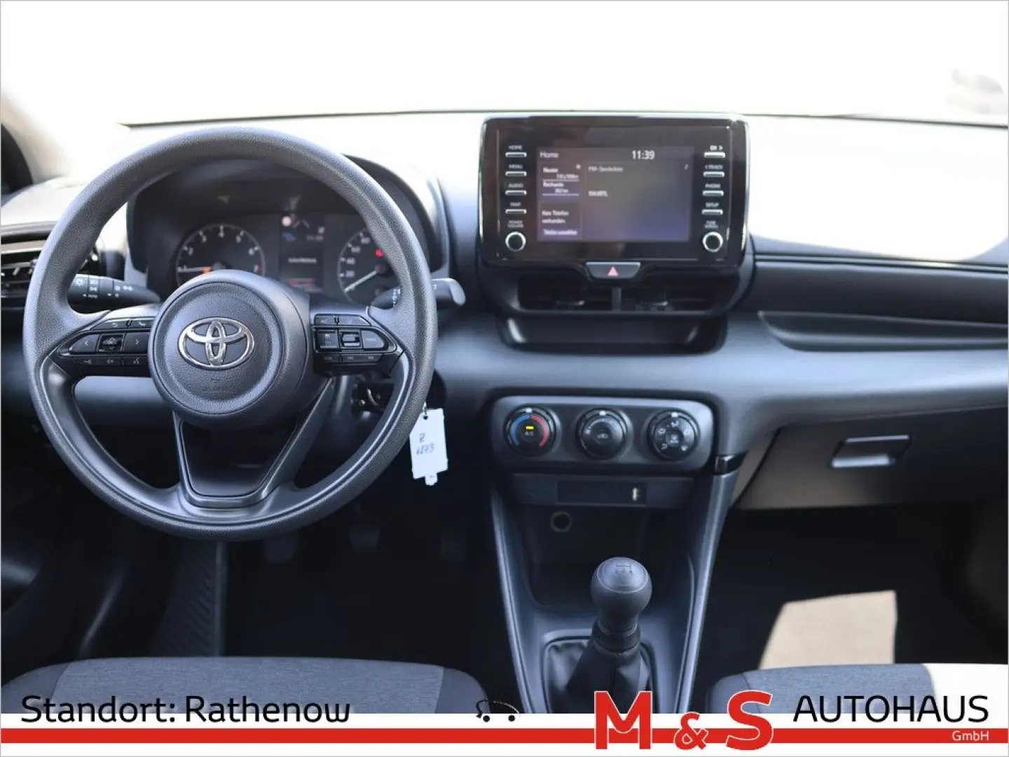 Yaris 1.0 Basis