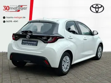 Yaris 1.0 Comfort +Klima +Apple CarPlay +Android