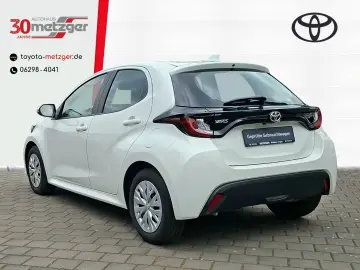 Yaris 1.0 Comfort +Klima +Apple CarPlay +Android