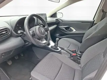 Yaris 1.0 Comfort +Klima +Apple CarPlay +Android