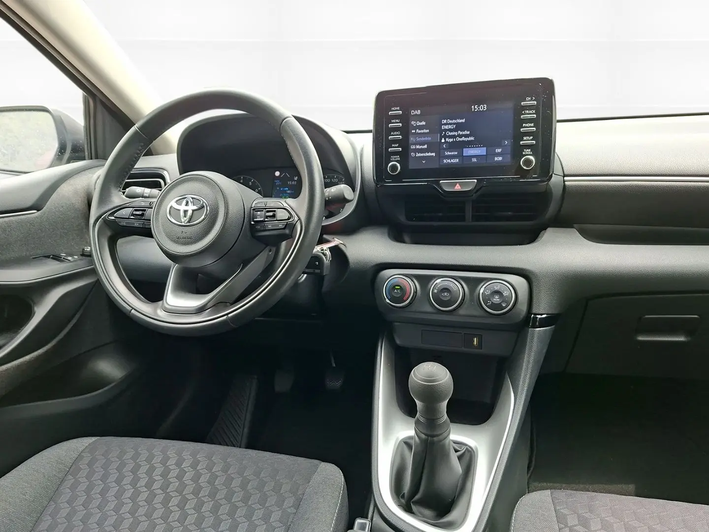Yaris 1.0 Comfort +Klima +Apple CarPlay +Android