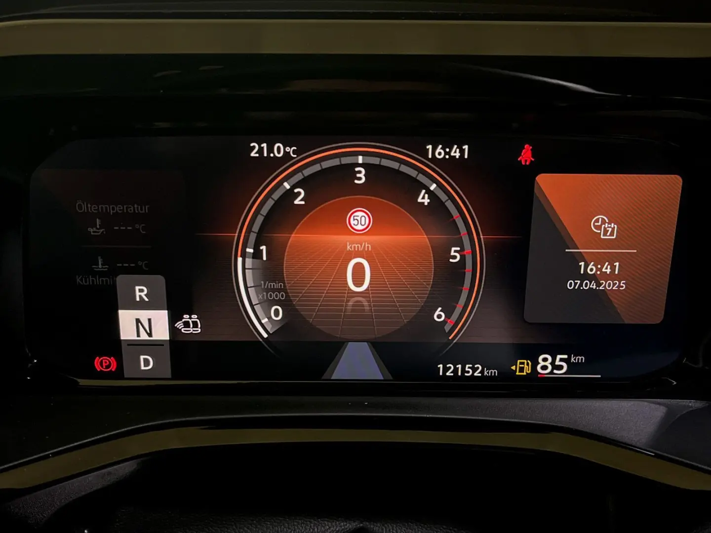 Multivan 2.0TDI Life DSG 7Sitz AHK Kamera LED
