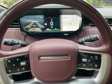 Range Rover 3.0 P440e Autobiography