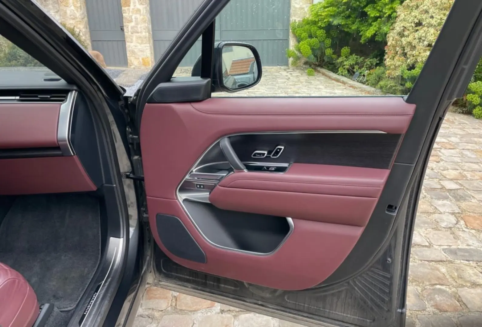 Range Rover 3.0 P440e Autobiography