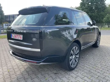 Range Rover 3.0 P440e Autobiography