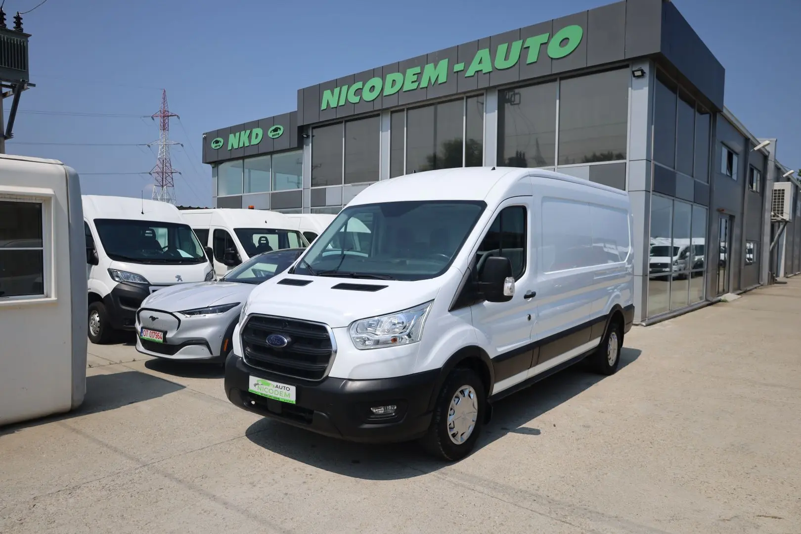 FORD TRANSIT L3H2 2.0 130CP