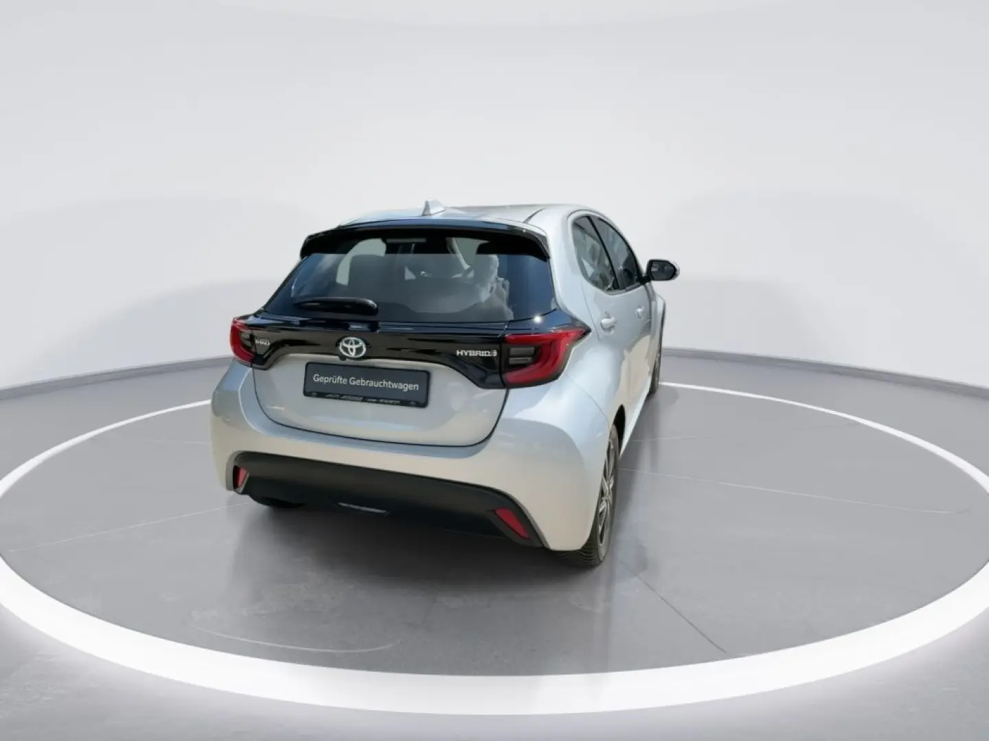 Yaris Hybrid 1.5 VVT-i Club Kamera ACC Carplay