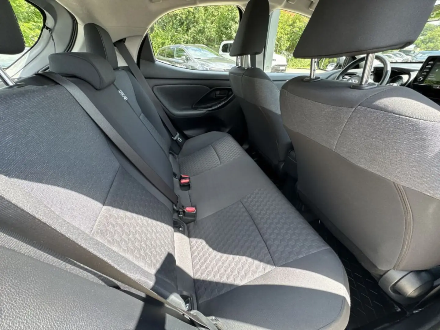 Yaris Hybrid 1.5 VVT-i Club Kamera ACC Carplay