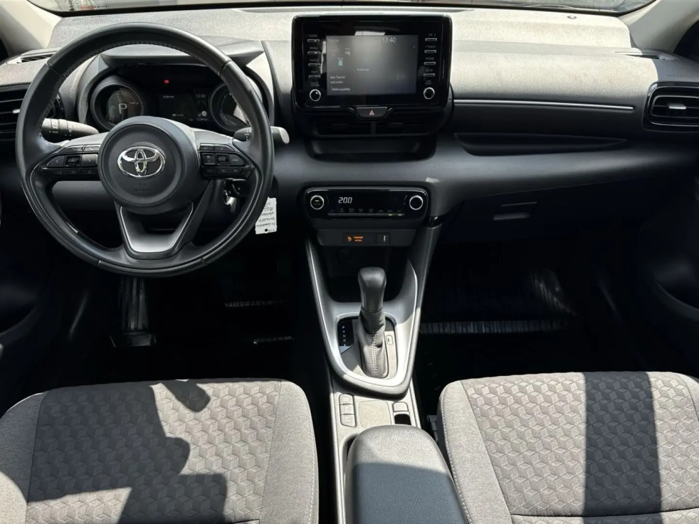 Yaris Hybrid 1.5 VVT-i Club Kamera ACC Carplay