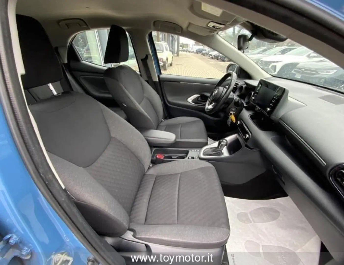 Toyota Yaris 4ª serie 1.5 Hybrid 5 porte Trend