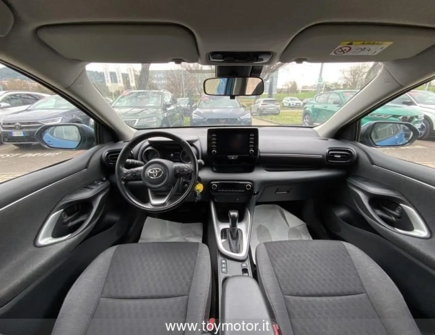 Toyota Yaris 4ª serie 1.5 Hybrid 5 porte Trend