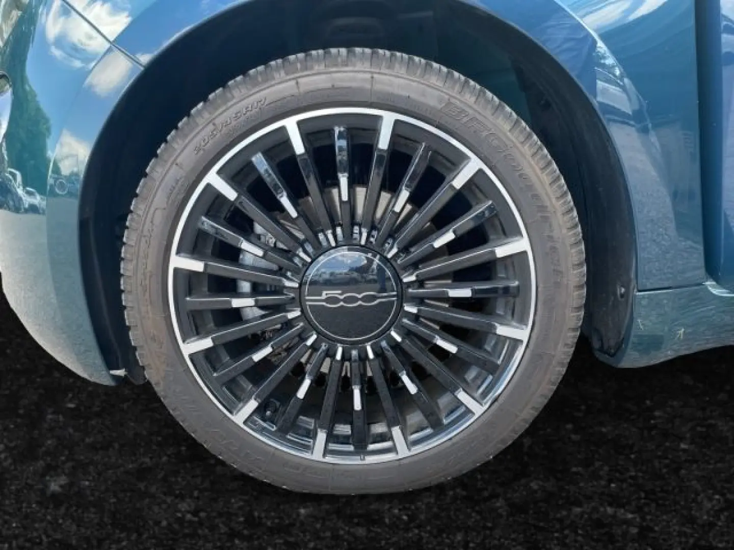 500e Cabrio Icon 42 Kwh Rückfahrkamera Navi Sitz