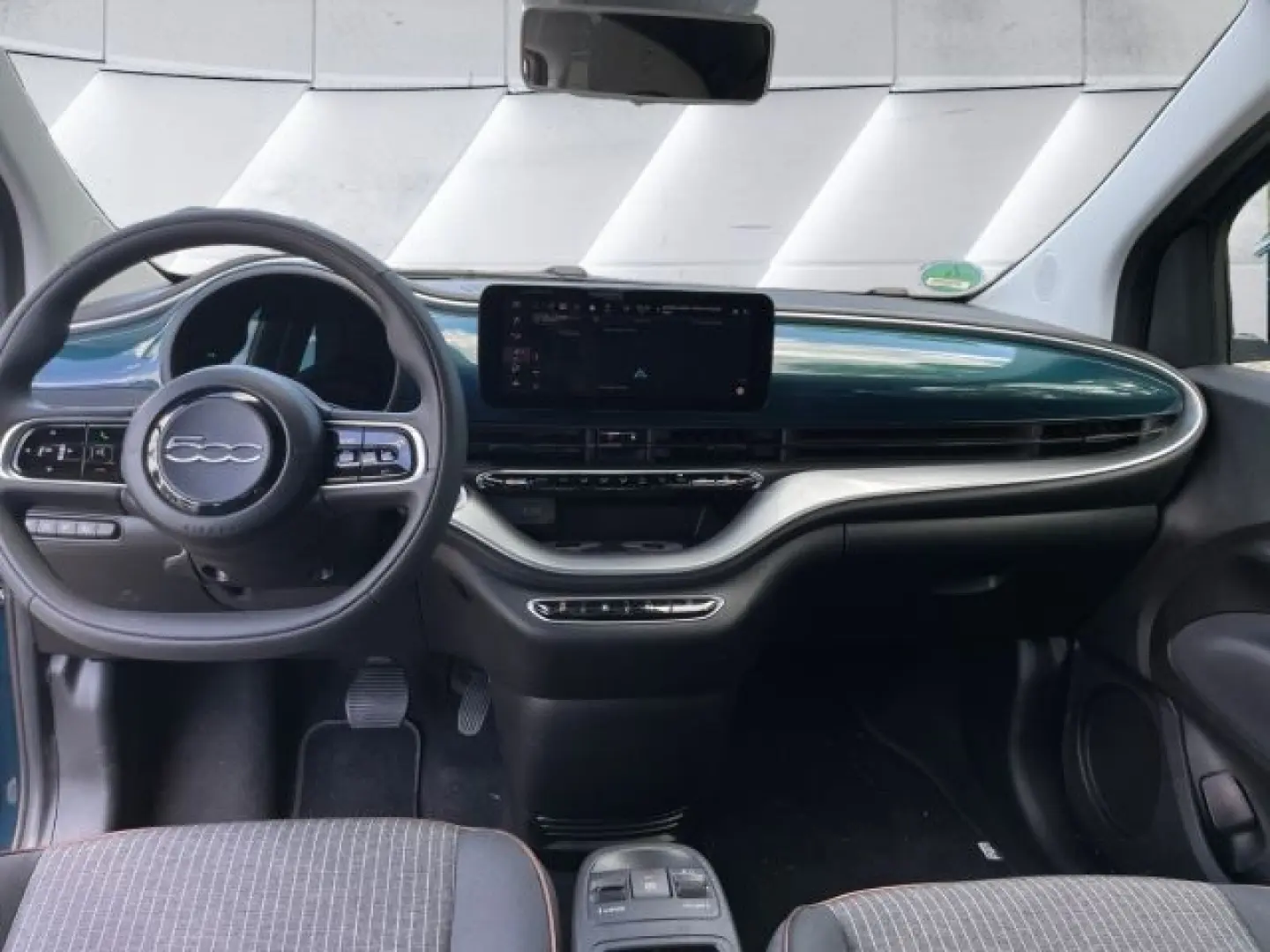 500e Cabrio Icon 42 Kwh Rückfahrkamera Navi Sitz