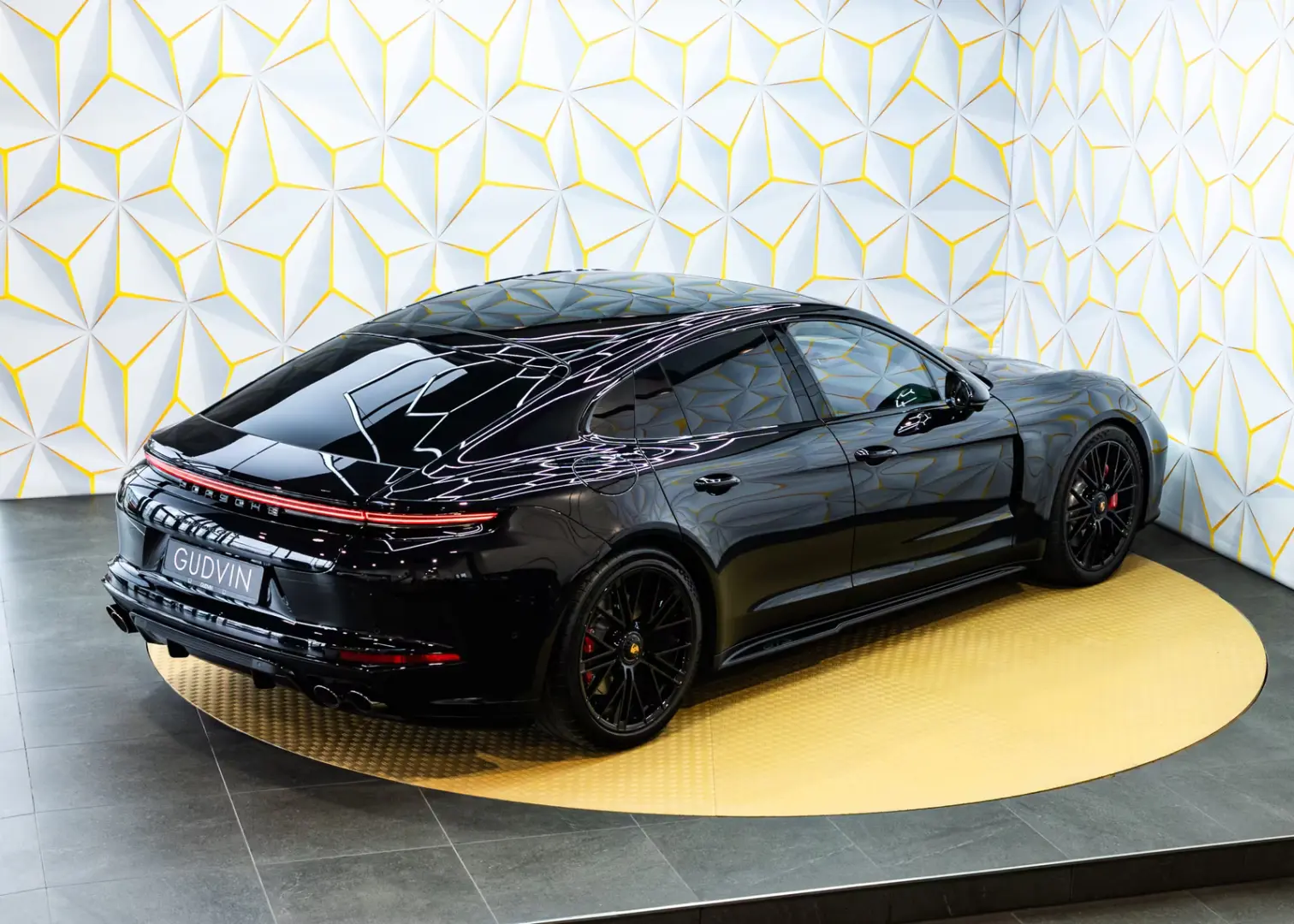 Porsche Panamera GTS