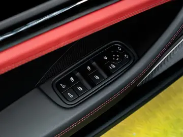 Porsche Panamera GTS
