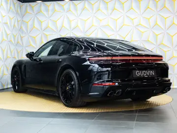 Porsche Panamera GTS