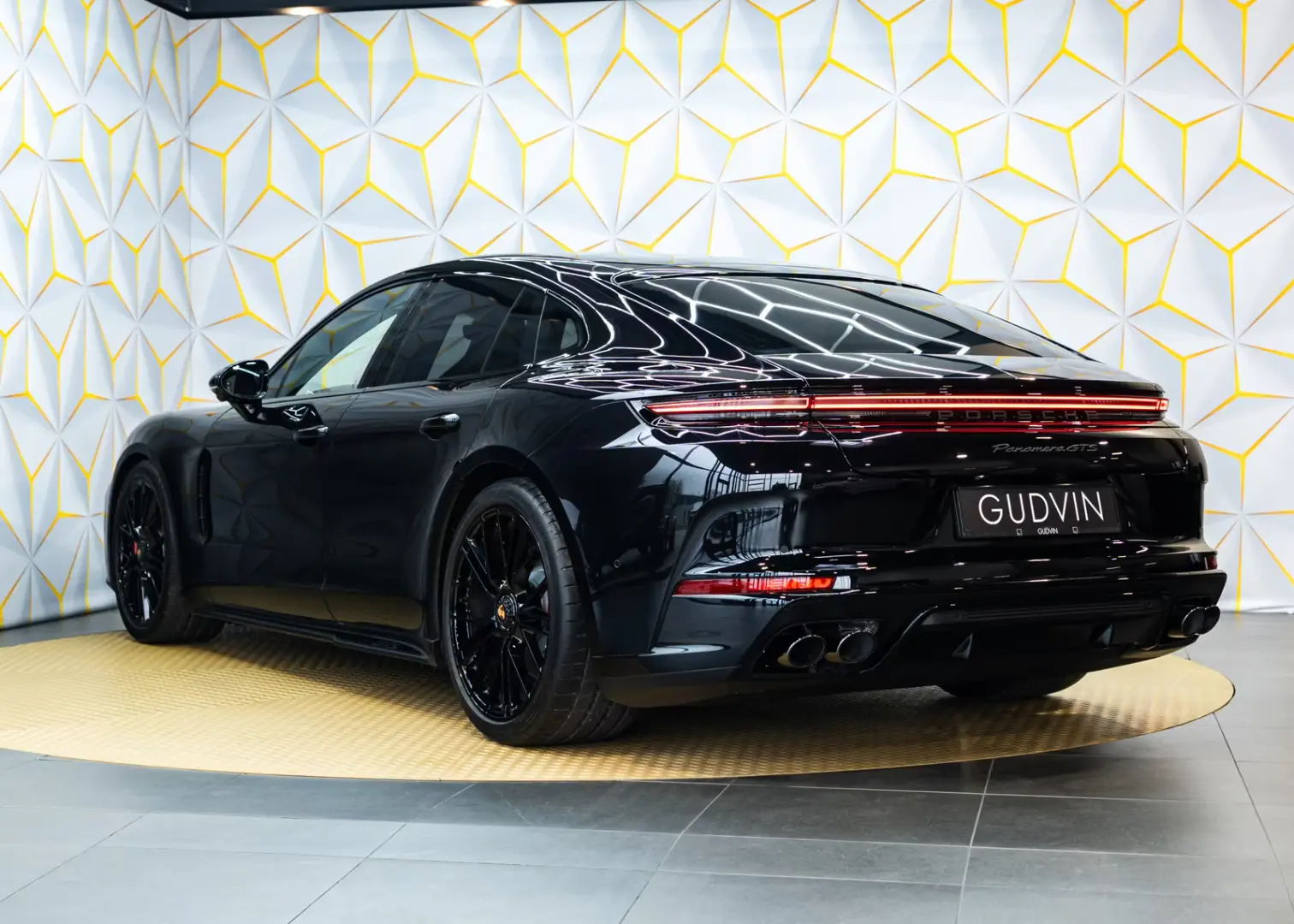 Porsche Panamera GTS