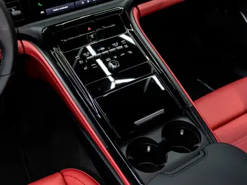 Porsche Panamera GTS