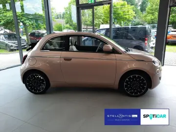 500e C by Bocelli NAVI LEDER ACC KAMERA
