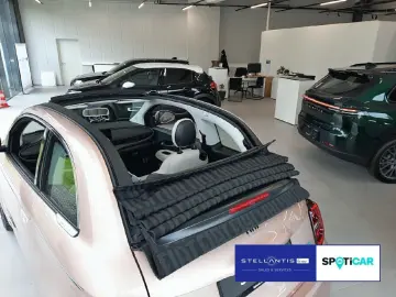 500e C by Bocelli NAVI LEDER ACC KAMERA