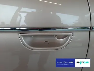 500e C by Bocelli NAVI LEDER ACC KAMERA