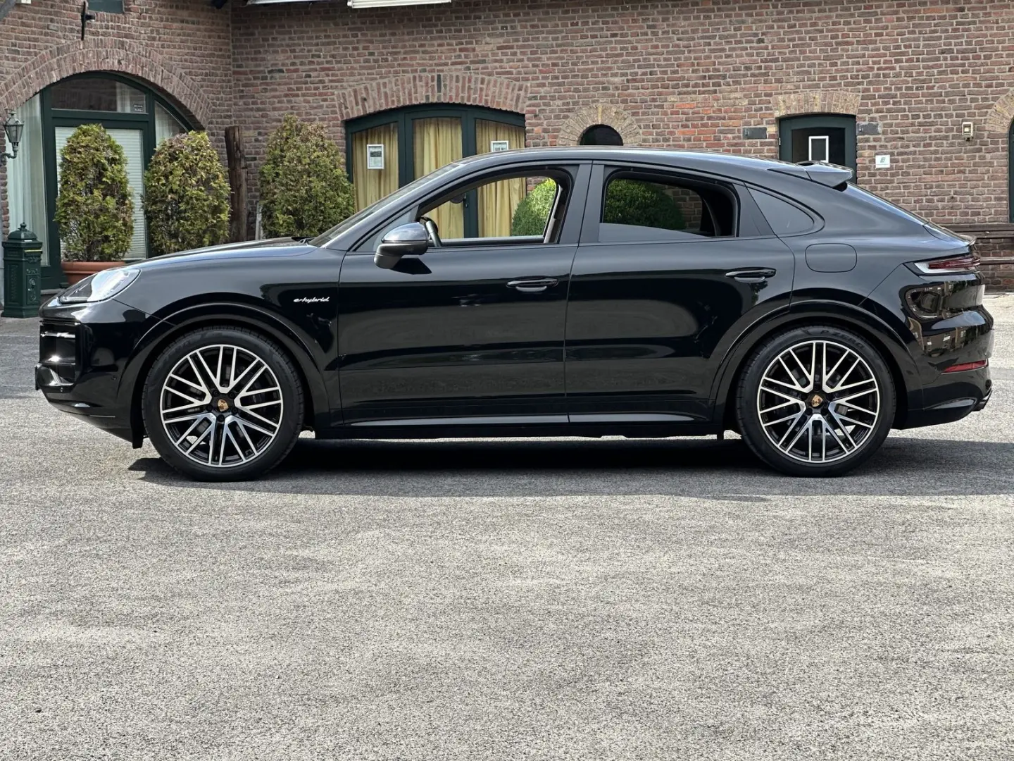 Cayenne E-Hybrid Coupe SPORTDESIGN-PAKET*22 TURB