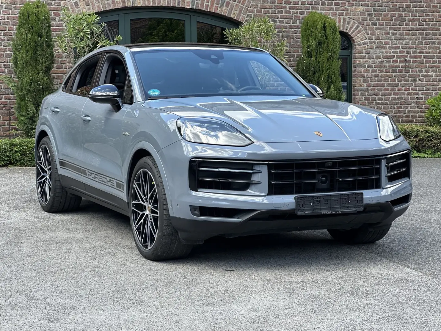 Cayenne E-Hybrid Coupe HEAD-UP*HD-MATRIX*21 RS*B
