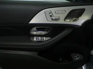 GLE 300 d 4M AMG Night+MBUX+360°+Pano+AHK+Standh