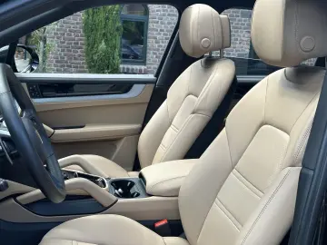 Cayenne E-Hybrid PANORAMA*HA-LENKUNG*21 TURBO*BO